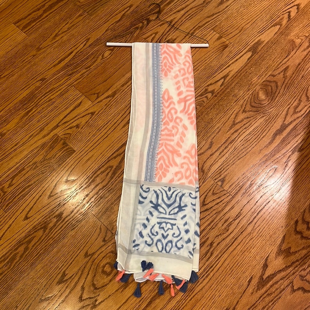 Pretty Persuasions Woman’s Blue and Pink Printed Scarf